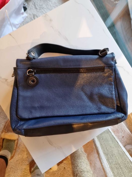 Mala de Couro Pollini Azul-Escuro – Usada, em bom estado u