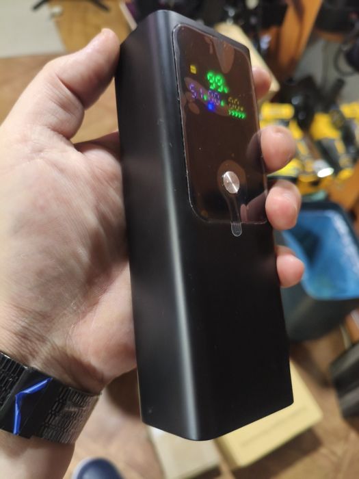 Павербанк для ноутбуков 100W. 24000 mAh. Для любых гаджетов .