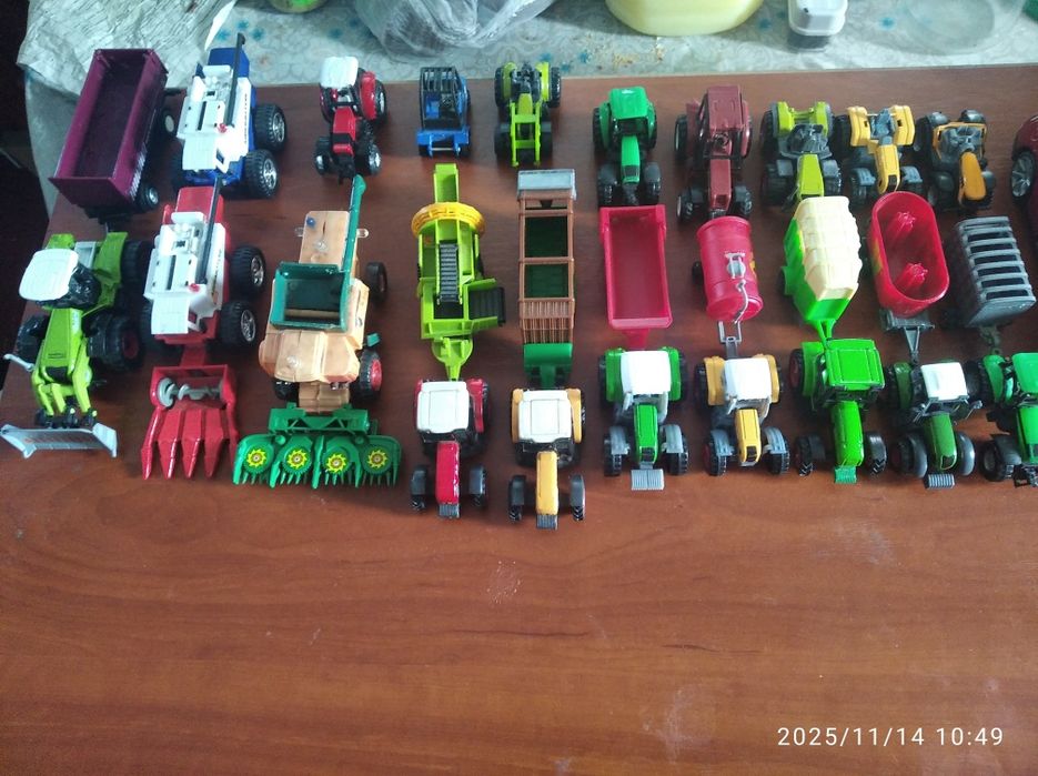 Трактори та авто