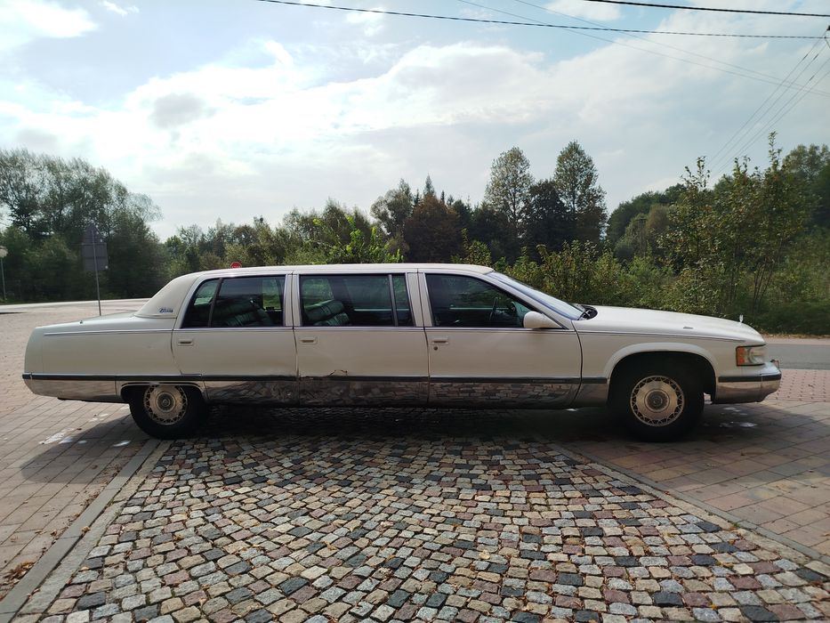 Cadillac Fleetwood Limuzyna V8 5.7 LT1