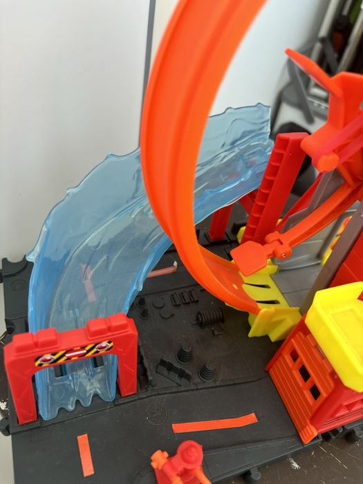 Пожежна станція Hot Wheels City пожарная  станция (HKX41)