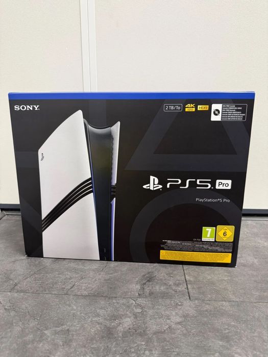 Sony Playstation 5 Pro - Nova/Selada