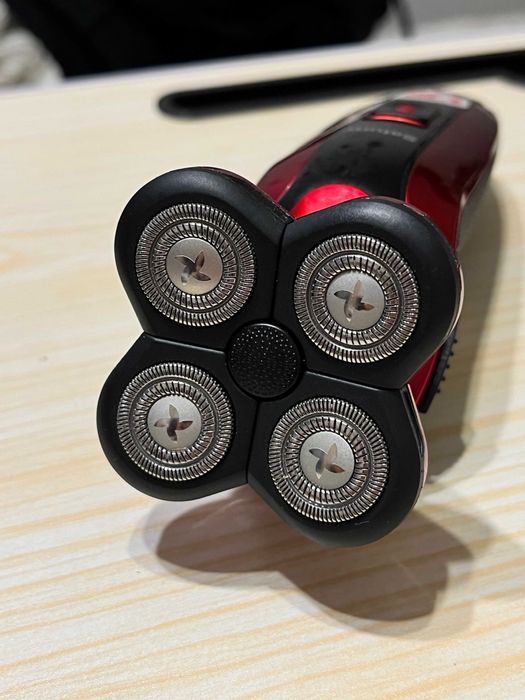 Електробритва saturn st-hc7394