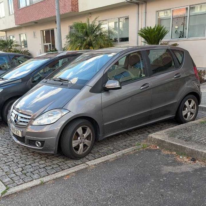 Mercedes-Bens A 180 CDi Avantgarde | Nacional | PROMOÇÃO