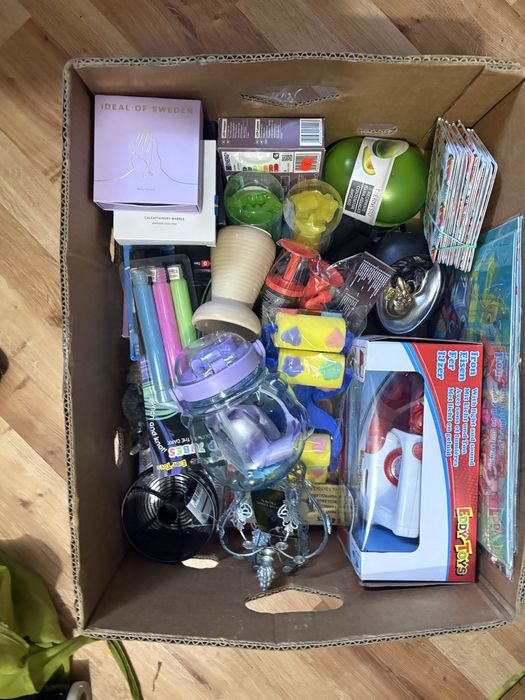 Karton mix biedronka