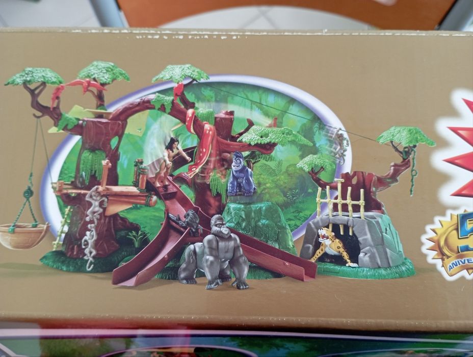 Disney Heróis conjunto na selva