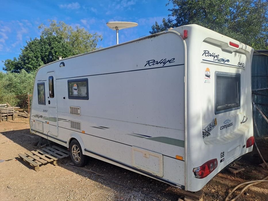 Vendo caravana em bom estado