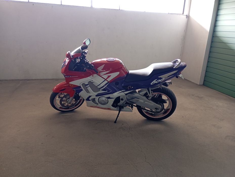 Honda CBR 600 f3