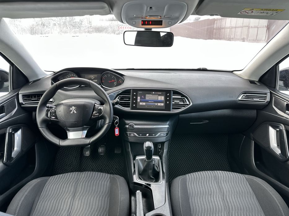 Peugeot 308 2016 рік 1,6HDI