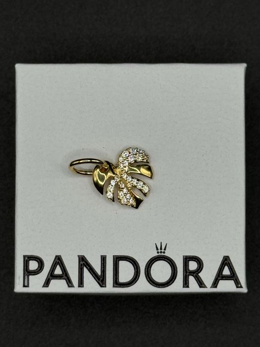 Pandora Charms listek Monstery pozłacany
