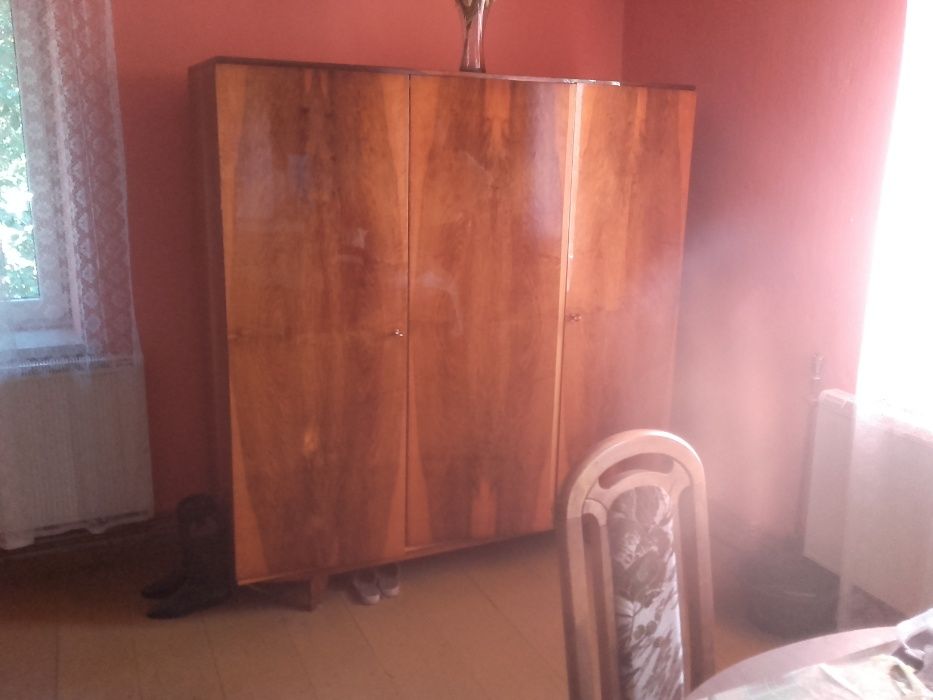 stara szafa z PRL 3drzwiowa