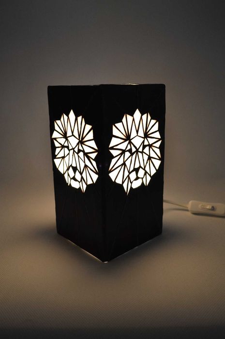 lampa witrażowa w stylu loft