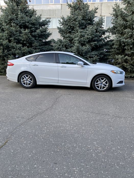 Продам  Ford Fusion