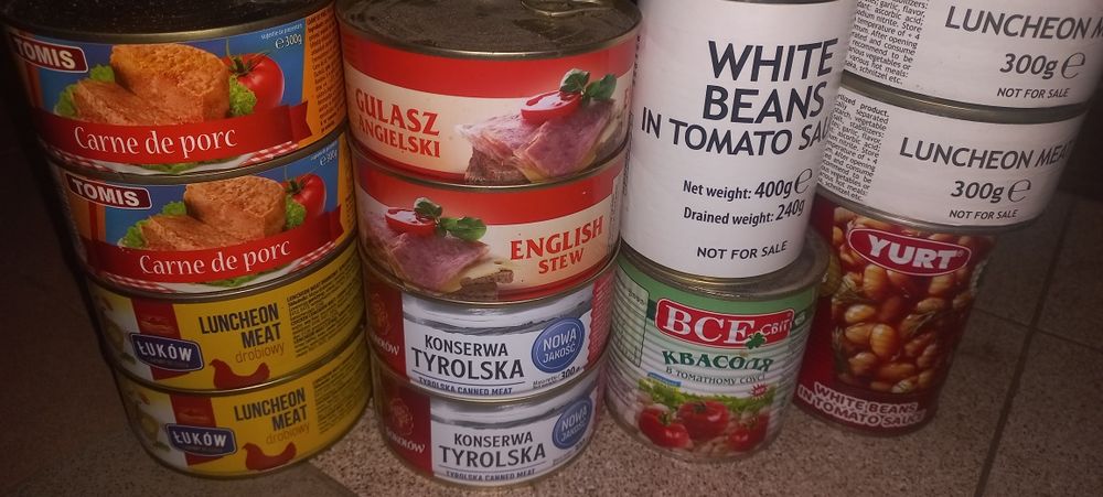 Квасоля в банке верес