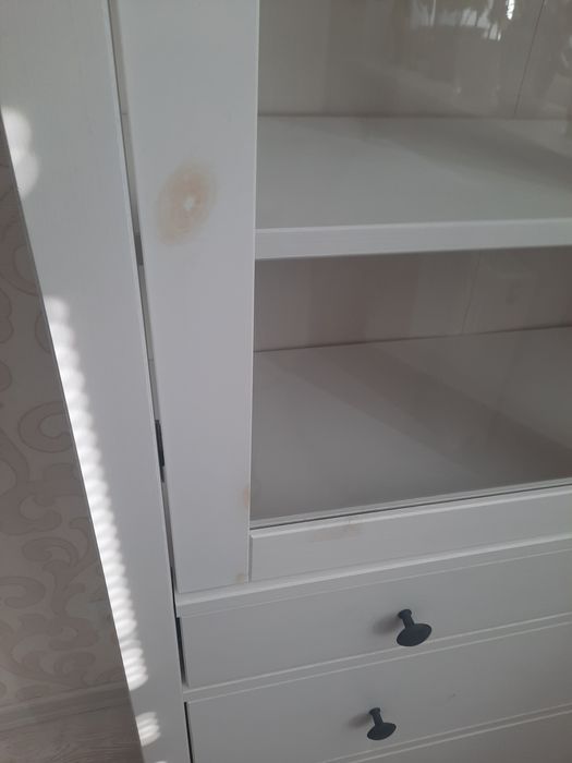 Продам книжкову шафу, сервант, креденс ikea hemnes