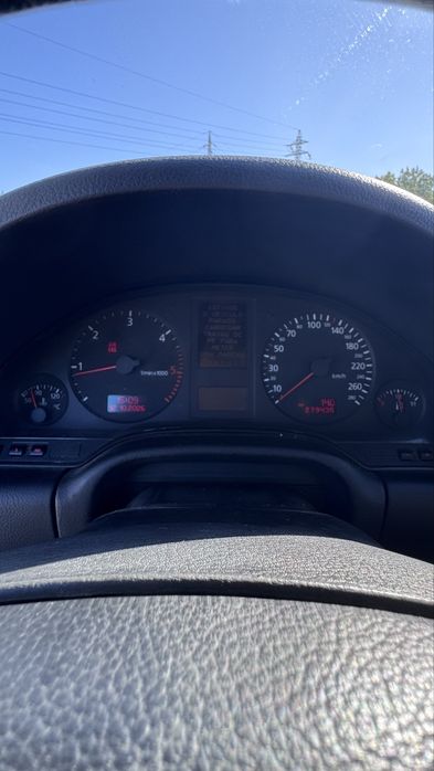 AUDI A8 1999 V6 tdi