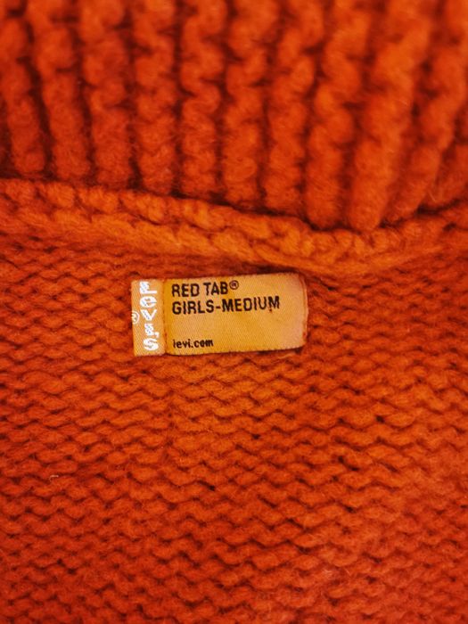 Casaco de lã vermelho