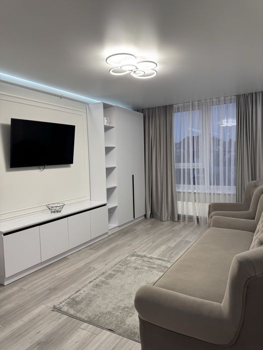 Подобово Чернівці LUX апартаменти ЖК Compas