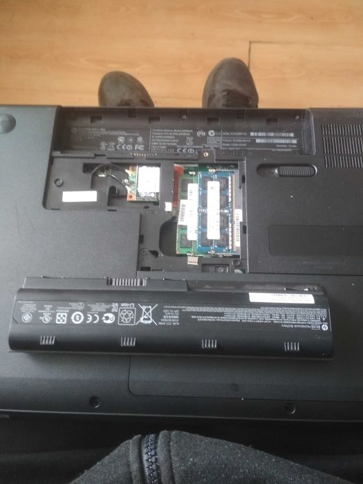 Ноутбук Compag CQ58-103SR