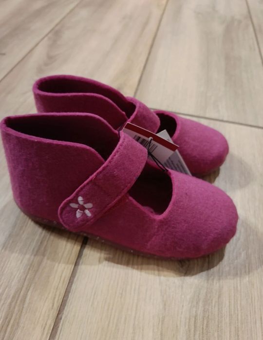 Buty dla dziewczynki, kapcie, miękkie, rozm.28, Impidimpi