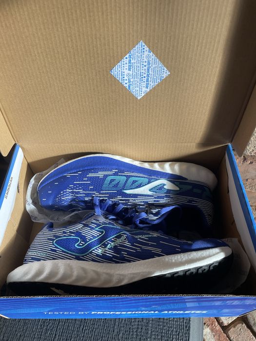 Byty do biegania Joma R.4000 nowe
