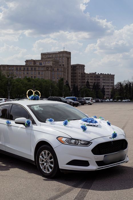 Оренда машини з водієм на весілля Харків