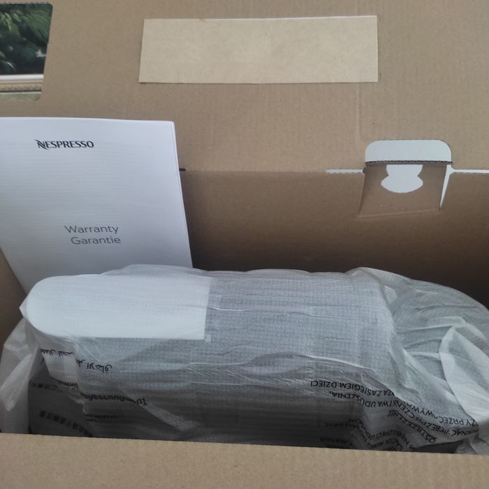 Máquina de café Nespresso Citiz Black
