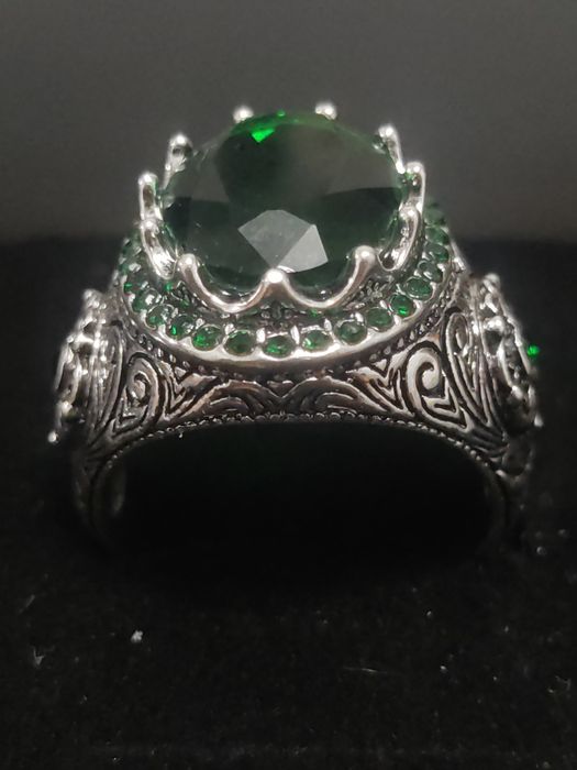 Anel Green King Vintage