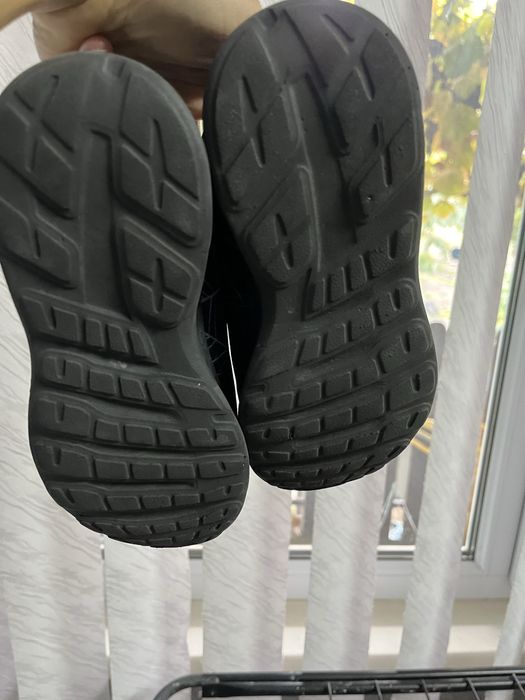 Продам дитячі кеди