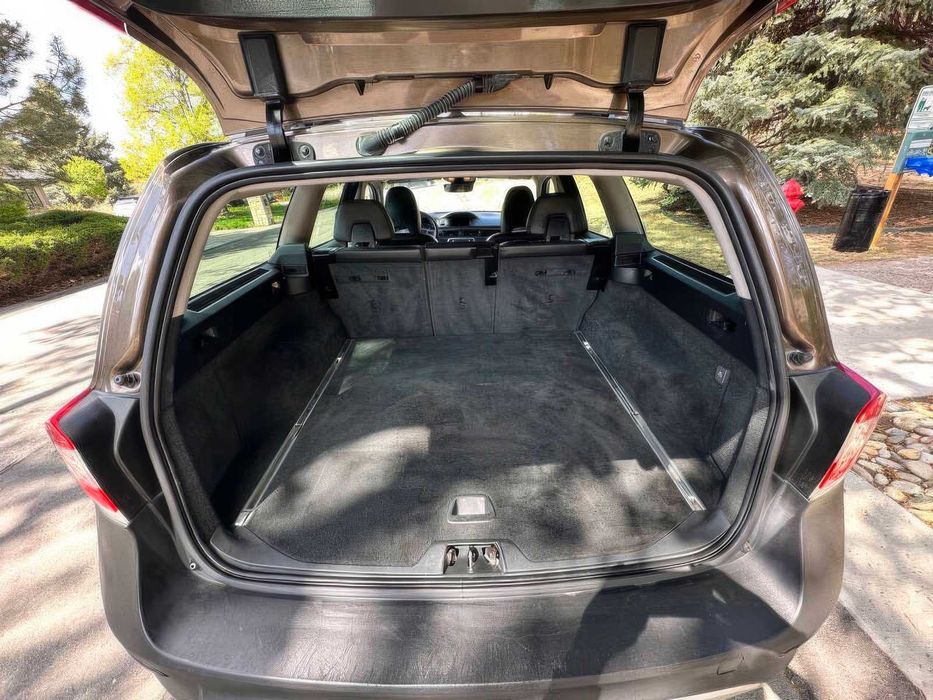 Volvo XC70 T5 Premier      2016