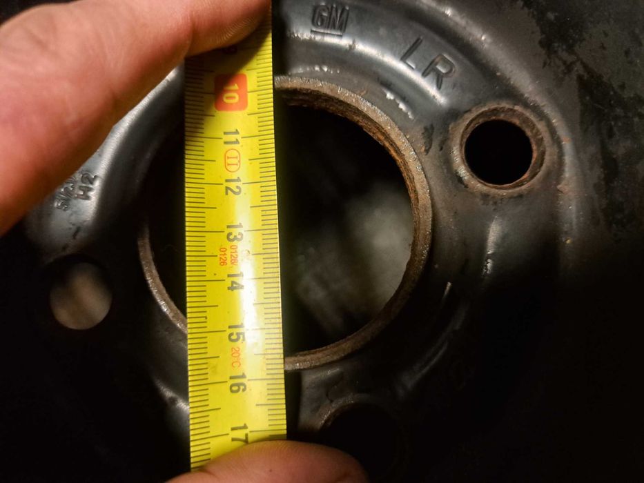 Sprzedam felgi stalowe 14" (opel) i aluminiowe 15" (hyundai)