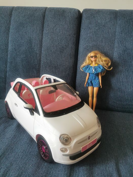 Fiat 500 plus lalka barbie