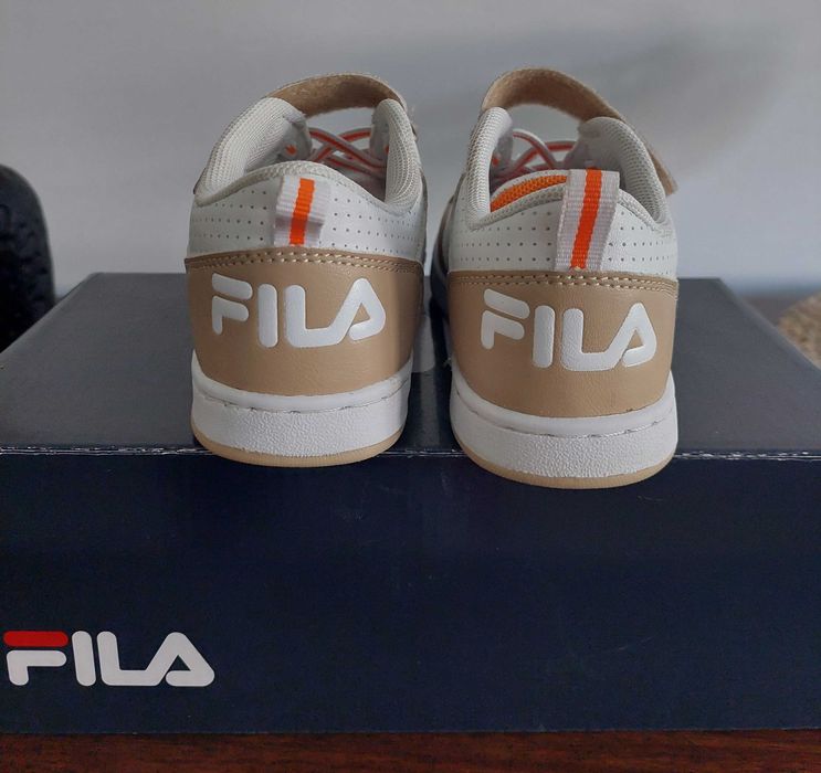 Buty dziecięce Fila r. 26