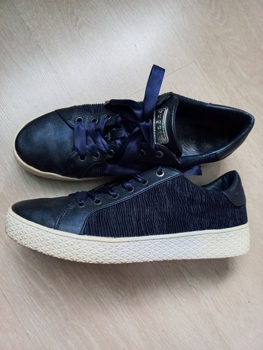 41 р.жіночі bugatti