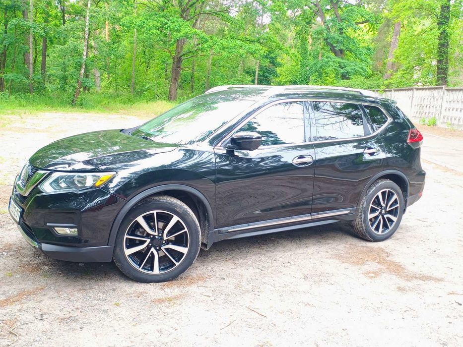 Nissan rogue SL 2018