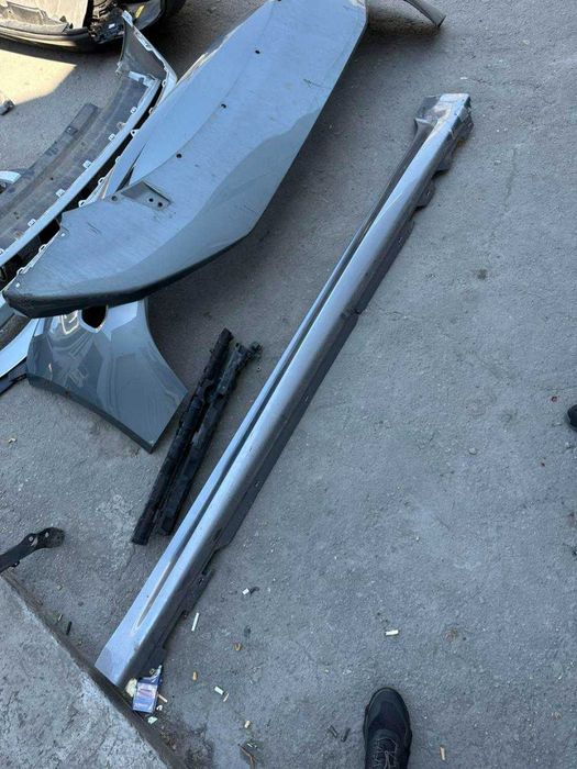 Накладка порога левого BMW 5 G30 Кронштейн накладки порога