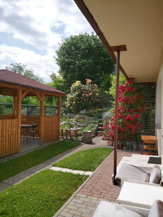 Dom z  altaną w ogródku - Bardo - Kotlina Kłodzka