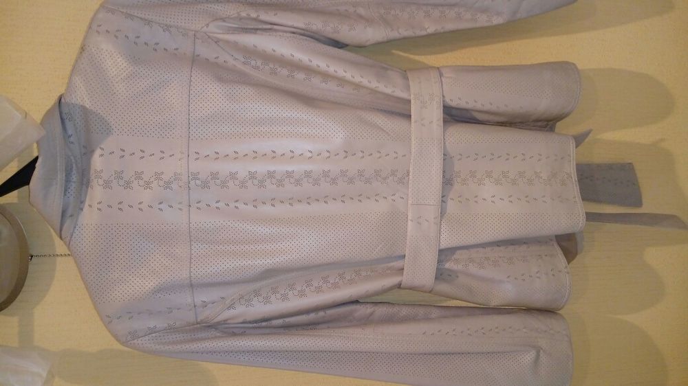 Женская кожаная куртка