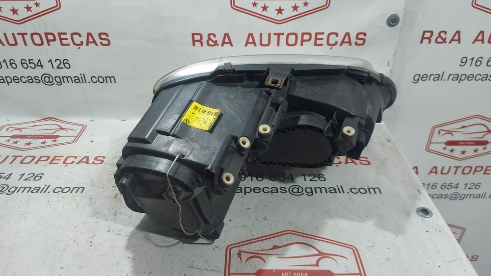 Óticas Faróis Frente Frontal Esquerda VW Touran 2003 a 2015  Original