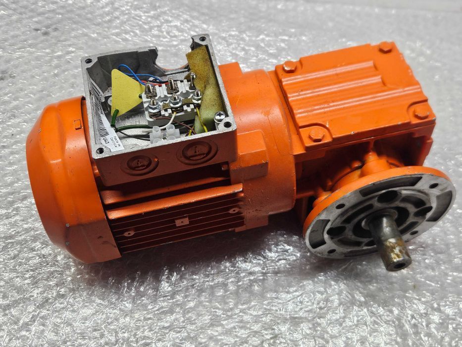 SEW-EURODRIVE Motoreduktor Silnik PrzekładniowyWF20/DR63L4/TF