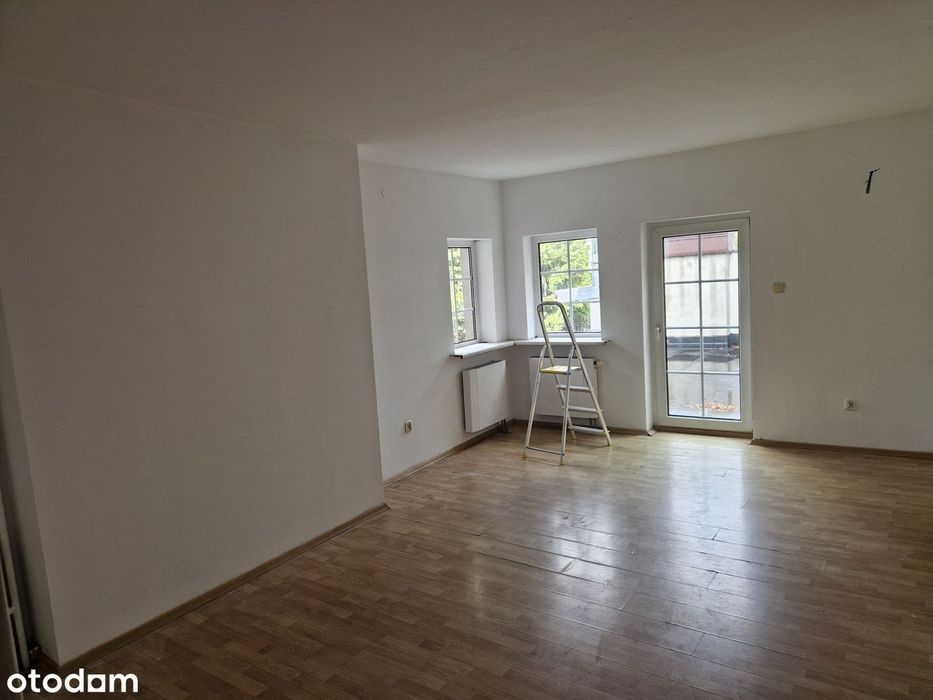 Dochodowa nieruchomość 425m²: Dom + Pawilon Usługowy | Centrum Wesołej