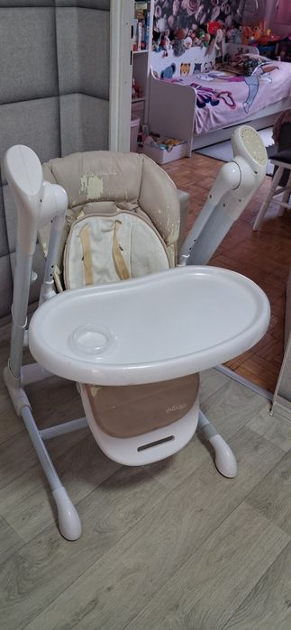 Krzesełko do karmienia plus huśtawka