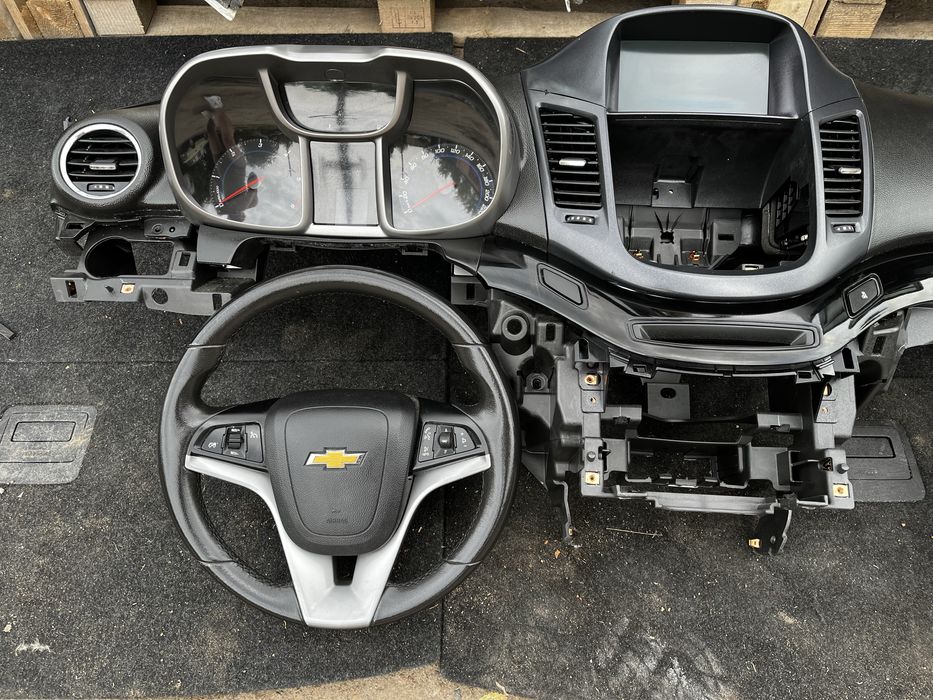 Безпека шевроле орландо консоль Chevrolet Orlando