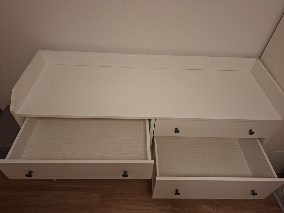 Cómoda IKEA HAUGA nova