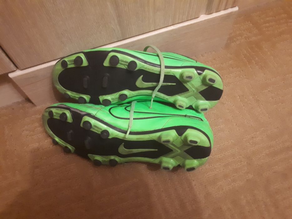 Продам буци Nike Tiempo Б/у