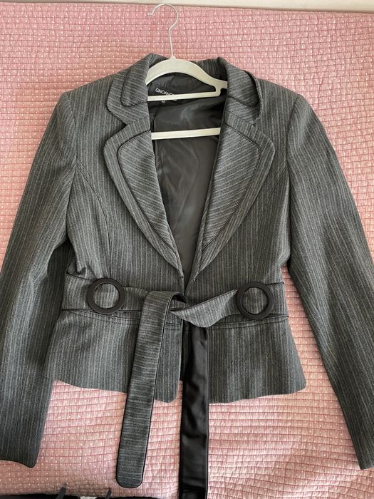 Marinarka z spódnicą i spodniami Ginoangelli