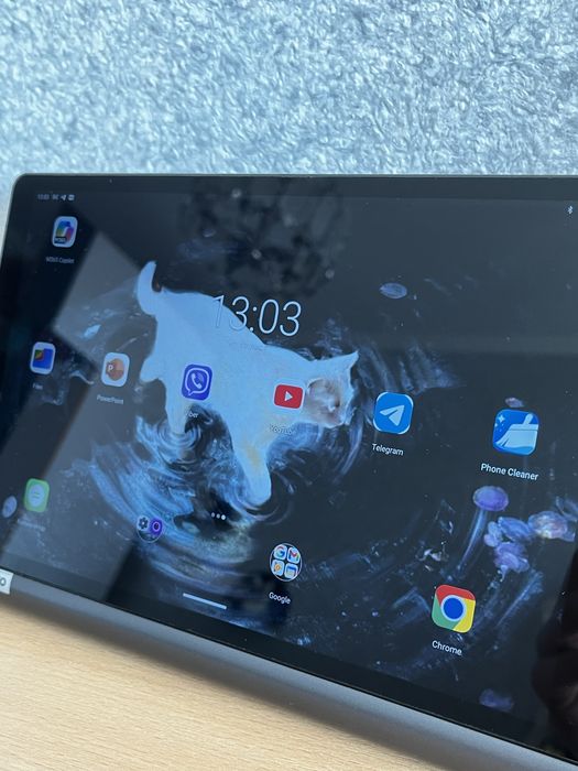 планшет Lenovo Yoga Smart Tab YT-X705F (10”, 64GB, Android 10)