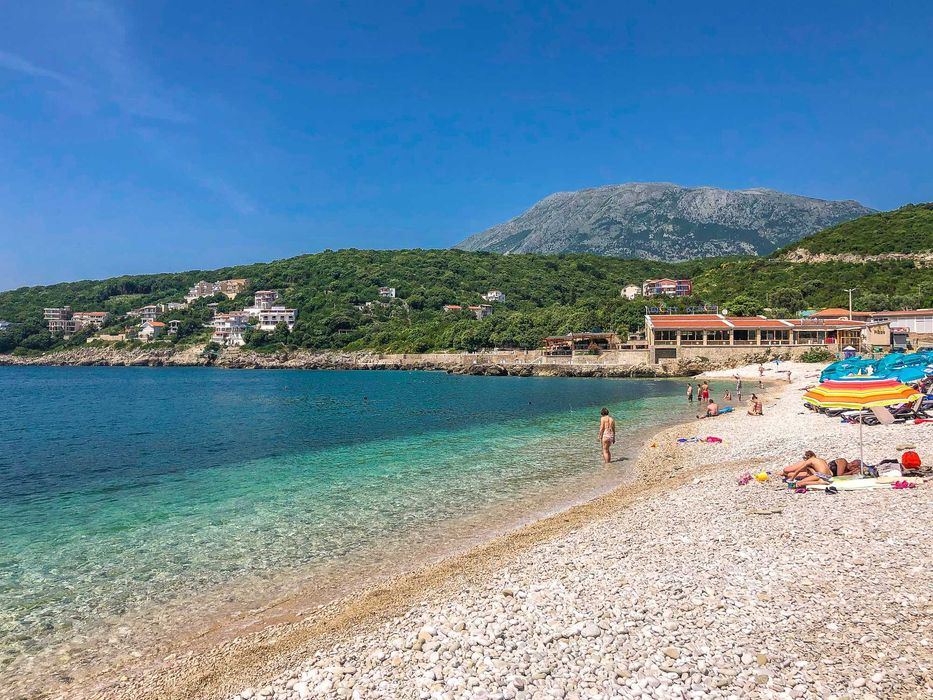 Wakacje klimat Chorwacja, Apartamenty plaża, Basen, leżaki, Czarnogóra