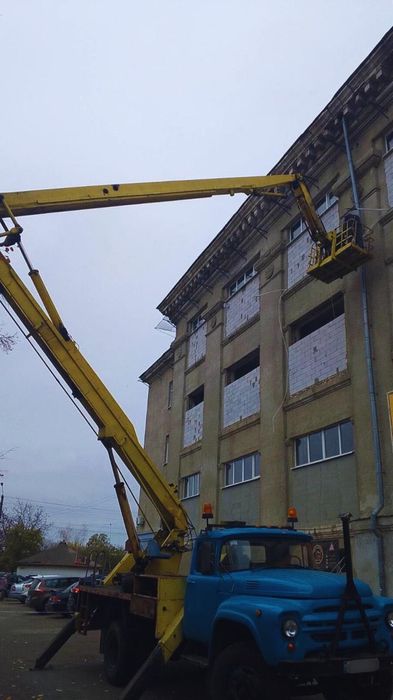 Автовишка АГП-22.04 на шасі ЗІЛ 431610