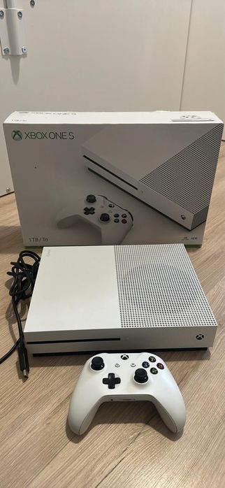Konsola Xbox One S 1TB + 13 gier
